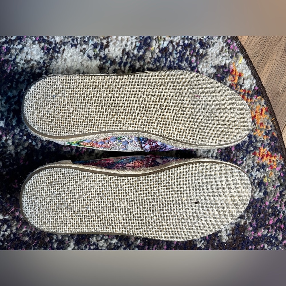 Toms Multi Tie Dye Crochet Rope Sole Slip Ons - Picture 5 of 5